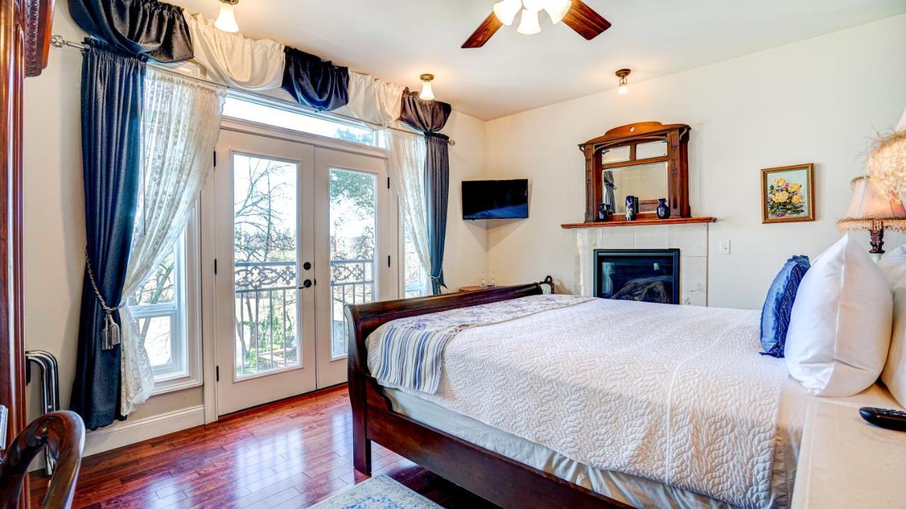 The River Belle Inn Healdsburg Extérieur photo